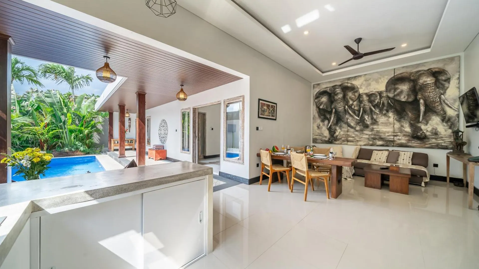 Luxury 2Bd Pool Villa, 5Mins Beach, Walk To Cafes! 캉구 빌라