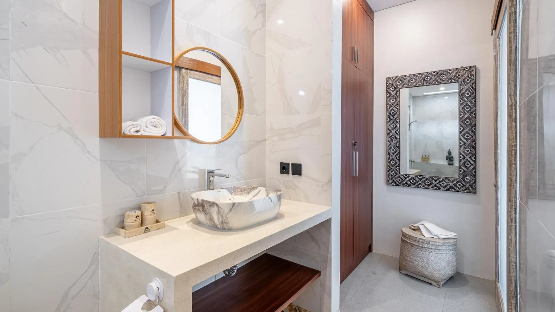 빌라 Luxury 2Bd Pool Villa, 5Mins Beach, Walk To Cafes! 캉구